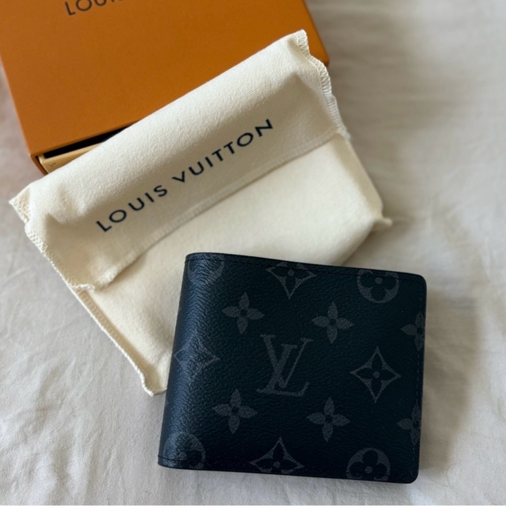 Louis Vuitton Black Wallet for Men